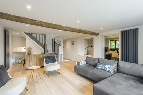 undefined, West Kennett, Marlborough, Wiltshire, SN8