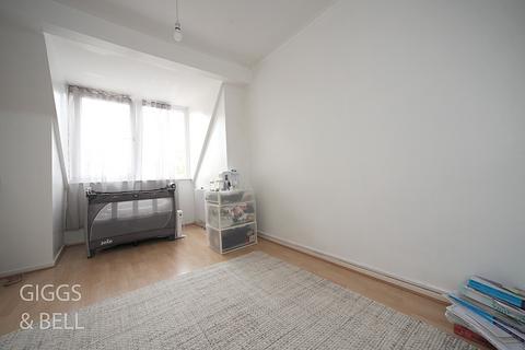 Flat C, 3 Crescent Rise, Luton, LU2 0AT