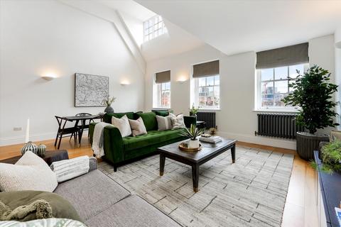 3 bedroom apartment for sale, Searle House, Kingsway Square, 98 Battersea Park Road, London, SW11