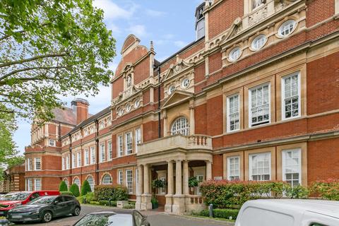 3 bedroom apartment for sale, Searle House, Kingsway Square, 98 Battersea Park Road, London, SW11