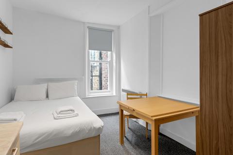 Studio to rent,  Pembridge Villas, London W11