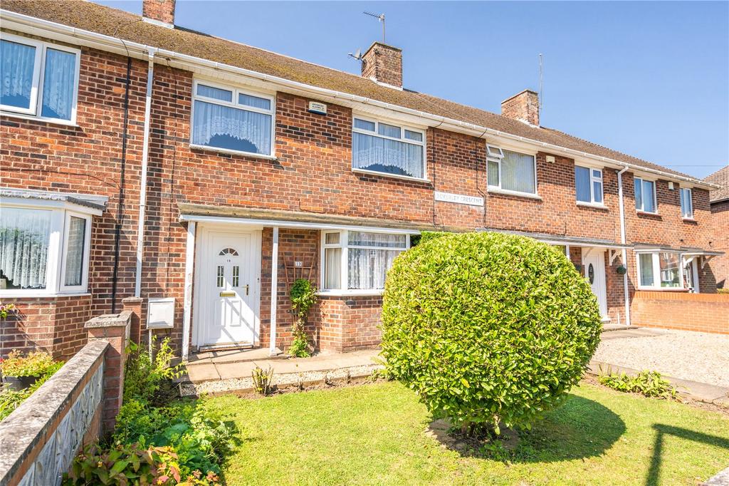 Beverley Crescent, Grimsby... 3 bed terraced house £140,000
