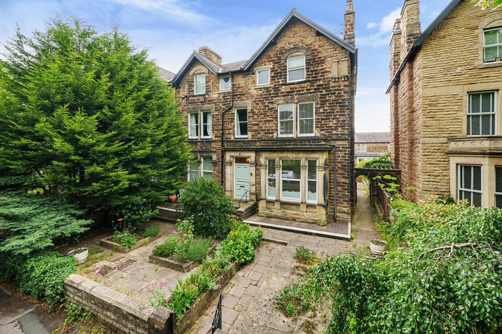 Franklin Road, Harrogate, HG1 1 bed apartment for sale £150,000