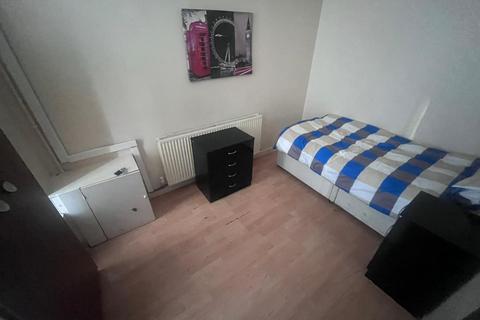 1 bedroom in a house share to rent - 2 Rooms Knowle Road, Sparkhill B11 3AL