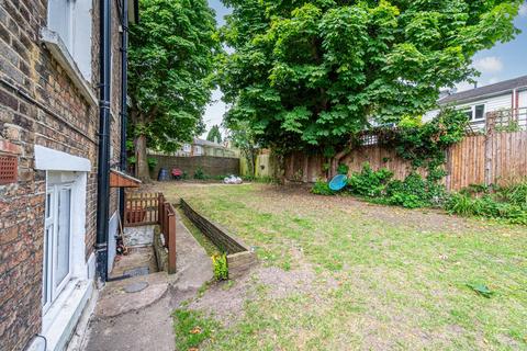 2 bedroom flat for sale, Kelvin Grove, Sydenham, London, SE26