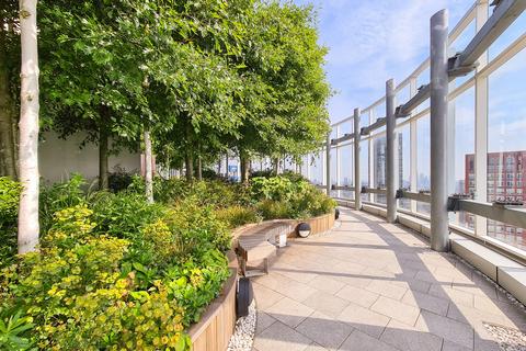 2 bedroom flat to rent, Sky Gardens, Wandsworth Road, London, SW8