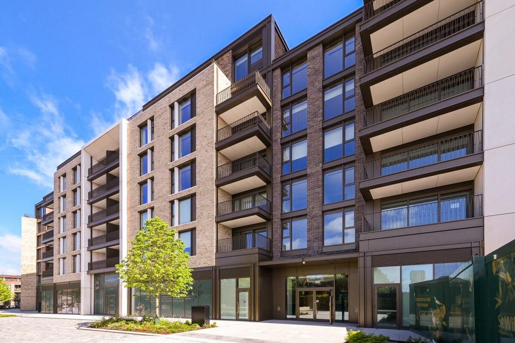 Sands End Lane Fulham SW6 2 bed flat £4,767 pcm (£1,100 pw)