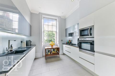 2 bedroom maisonette to rent, Connaught Street, Hyde Park, London, W2