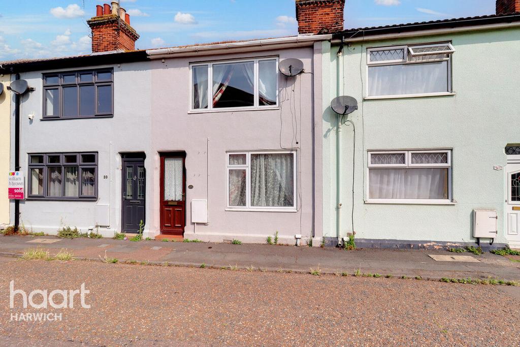 Station Road, Harwich 2 bed terraced house for sale £160,000