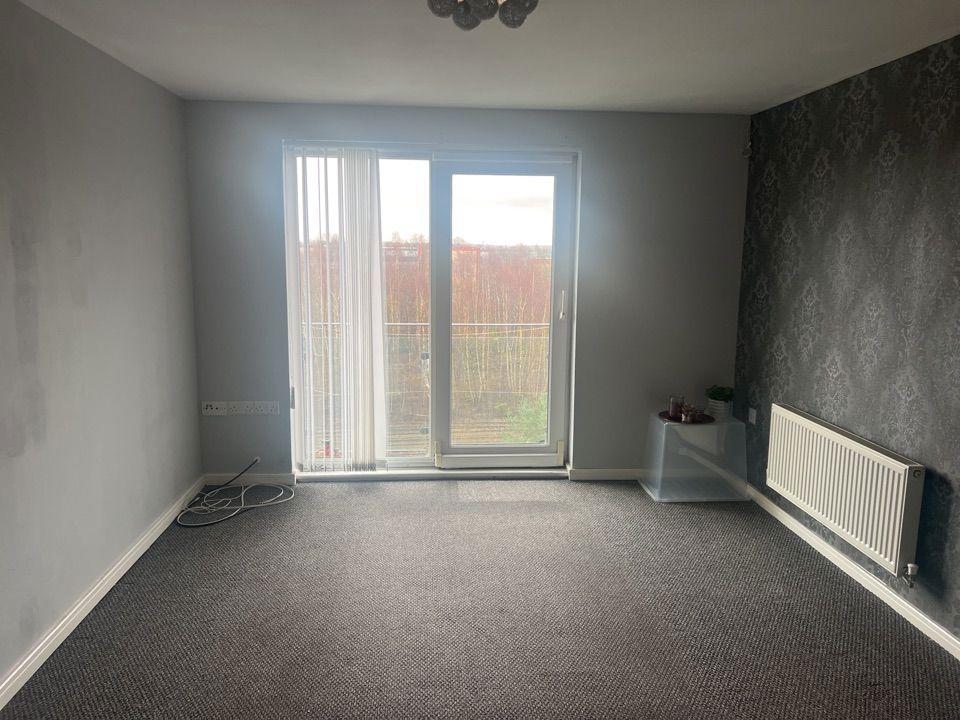 Lower Hall Street, St. Helens... 2 bed flat £45,000