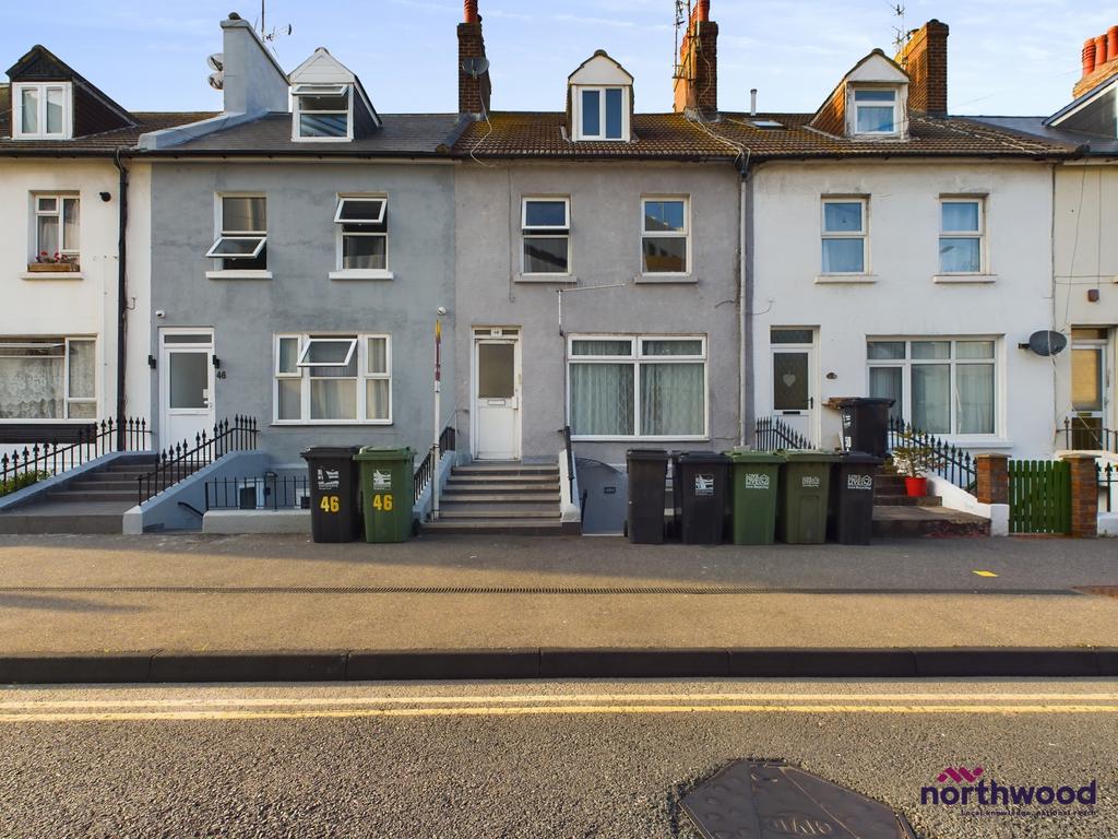 Ashford Road, Eastbourne, BN21 2 bed for sale £155,000