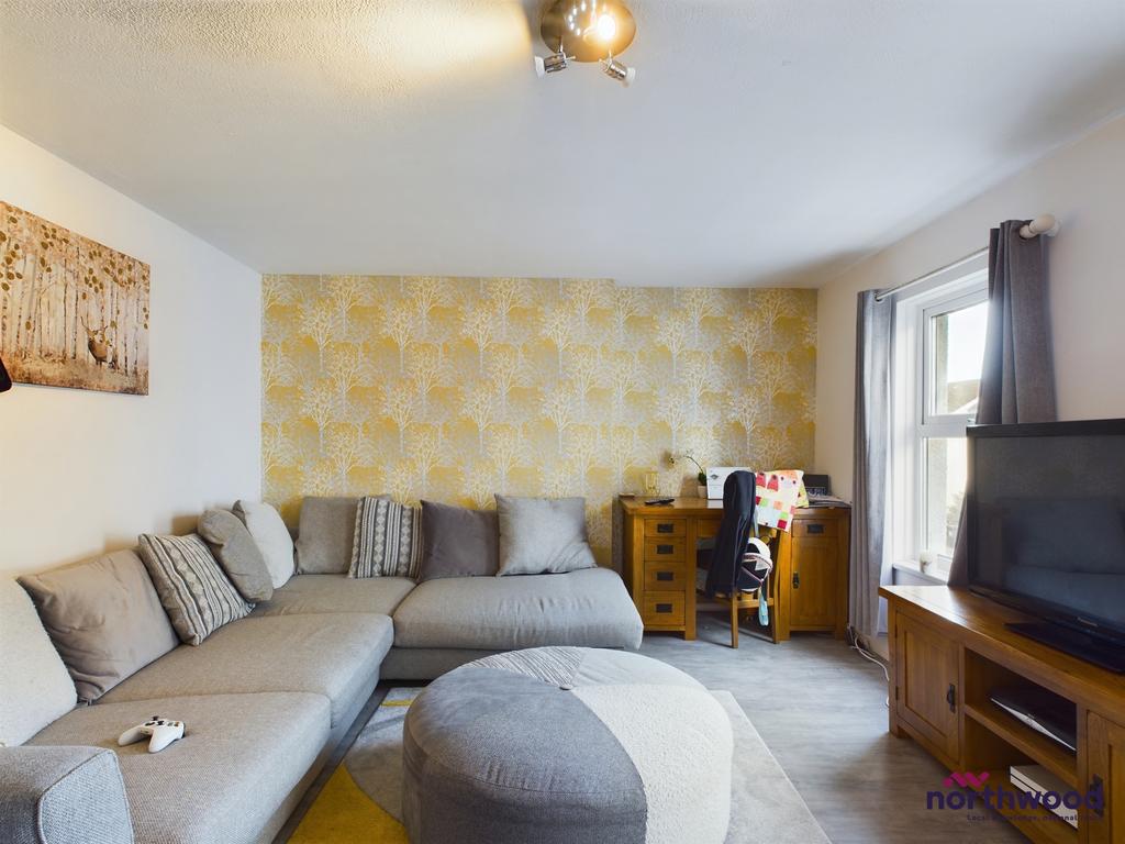 Ashford Road, Eastbourne, BN21 2 bed for sale £145,000