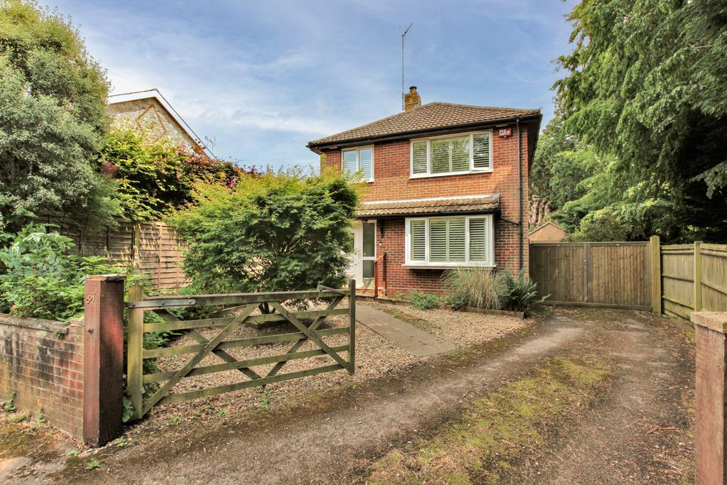 Lymbourn Road, Havant 4 bed detached house £550,000