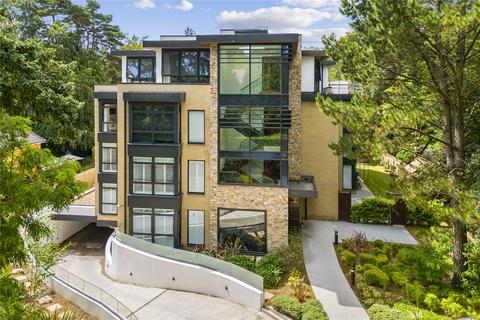 Apartment 3, Balcombe Breeze, 2a Balcombe Road, Poole, BH13 6DY