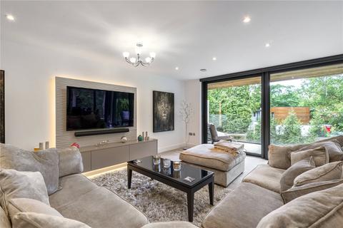 Apartment 3, Balcombe Breeze, 2a Balcombe Road, Poole, BH13 6DY