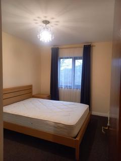 1 bedroom flat to rent, Florin Court, Statham Grove, London, N18