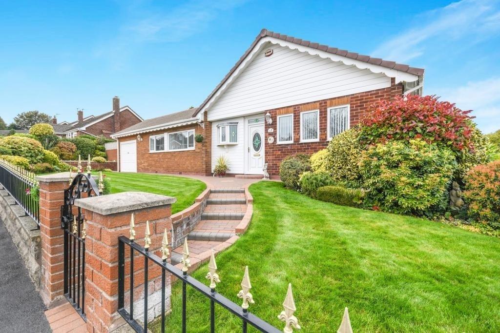Penrhyn Crescent, Runcorn 3 bed detached bungalow for sale £355,000