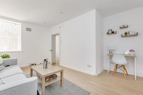 1 bedroom flat to rent, Fulham Road, Fulham, SW6
