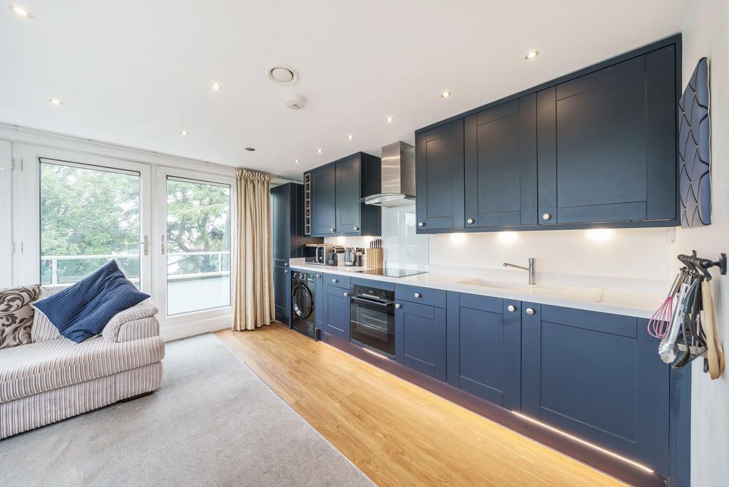 Living/Kitchen
