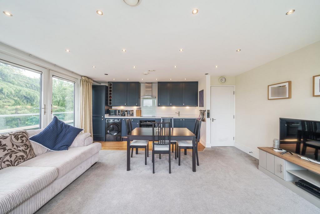 Living/Kitchen
