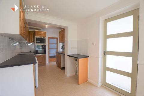 129 Burrs Road, Clacton-on-sea, CO15 4LG