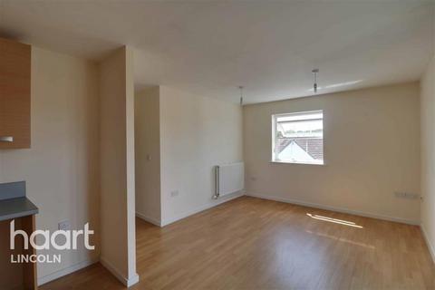 2 bedroom flat to rent, Greenfinch Crescent