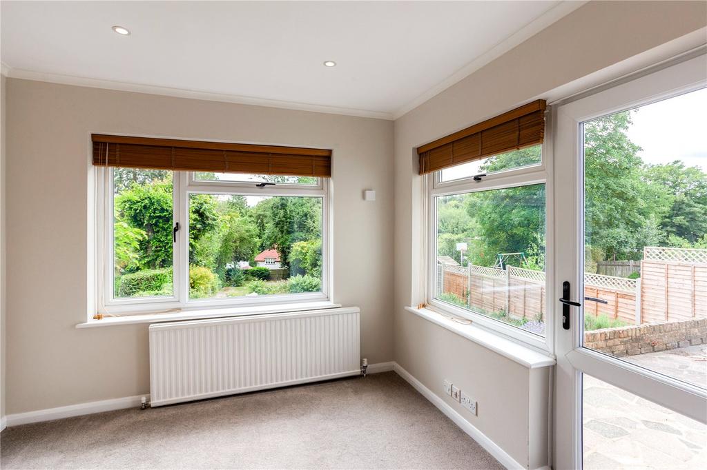 Breakfast Room
