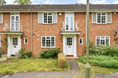 3 bedroom terraced house to rent, Cunliffe Close,  Summertown,  OX2