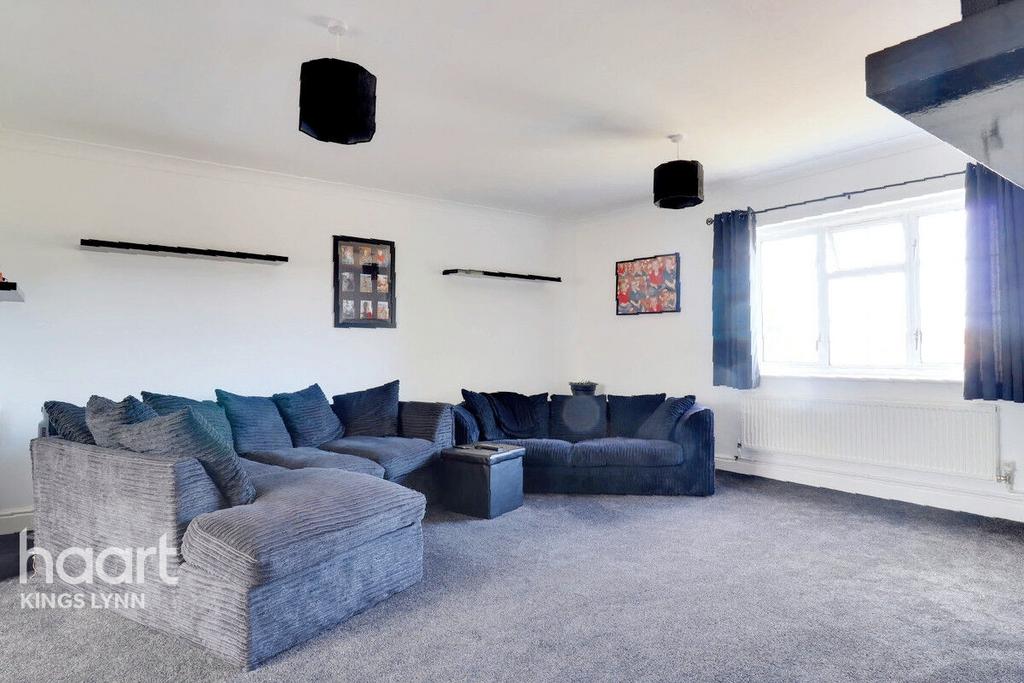 Redlands Court, Heacham 3 bed apartment for sale £260,000