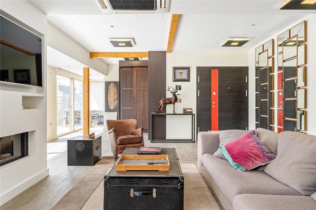 Reception/ Kitchen
