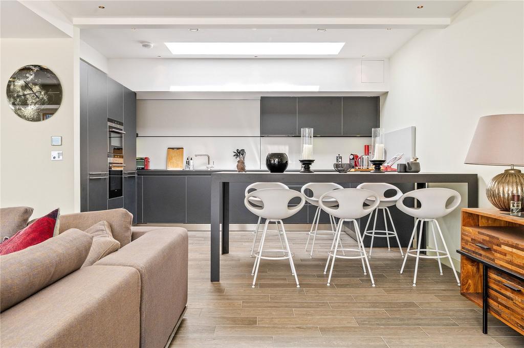 Reception/ Kitchen