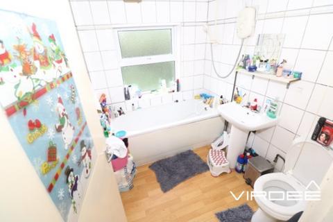 27 Beeton Road, Birmingham, B18 4QD