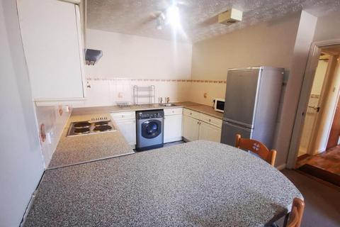 2 bedroom flat to rent, Pleasance Court, City Centre, Dundee, DD1