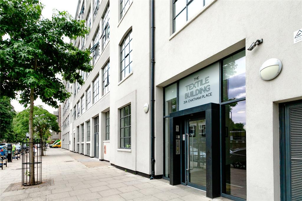 Chatham Place London E9 3 bed penthouse 2 850 pcm 658 pw