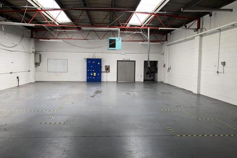 Warehouse to rent, Milton Keynes MK14