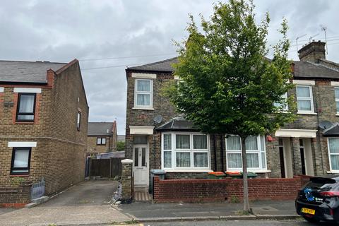 1 Lord Street, London, E16 2DZ