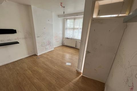 1 Lord Street, London, E16 2DZ