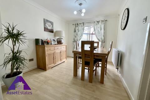 7 Gelli Close, Tredegar, NP22 3RE