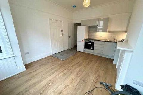 2 bedroom apartment to rent, Sackville Road, Hove