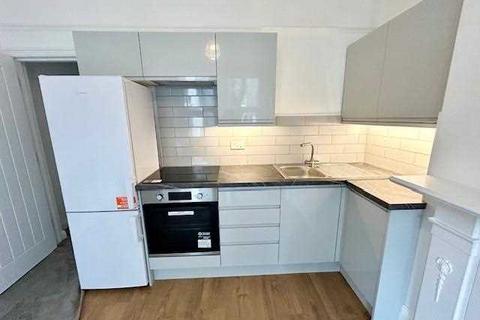 2 bedroom apartment to rent, Sackville Road, Hove