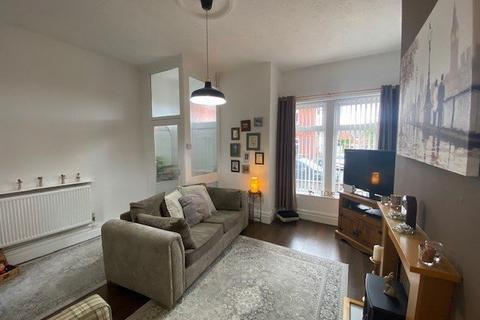 33 Denton Lane, Chadderton, Oldham, OL9 9EA