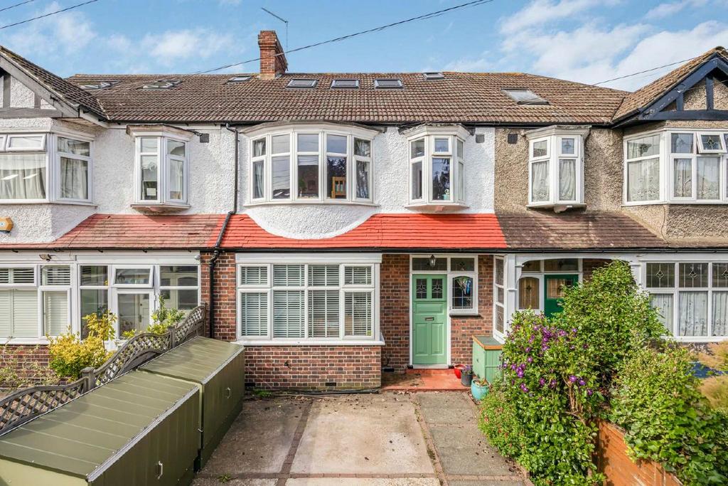 Elm Walk, Raynes Park 5 bed terraced house £850,000