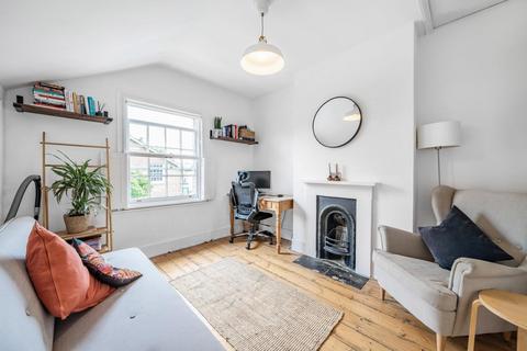 122 Victor Road, London, SE20 7JT