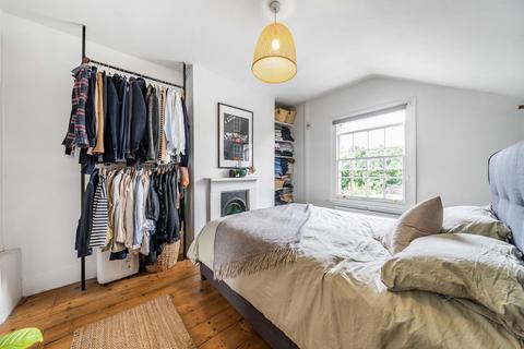 122 Victor Road, London, SE20 7JT