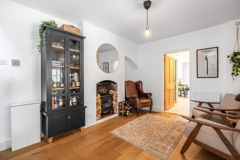 122 Victor Road, London, SE20 7JT