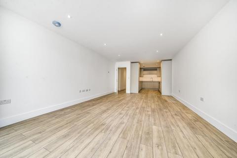 2 bedroom flat for sale - Hervey Road, Blackheath