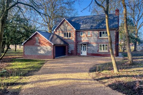 5 bedroom detached house for sale, Flint Way, Lakenheath, Suffolk, IP27