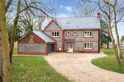 5 bedroom detached house for sale, Flint Way, Lakenheath, Suffolk, IP27