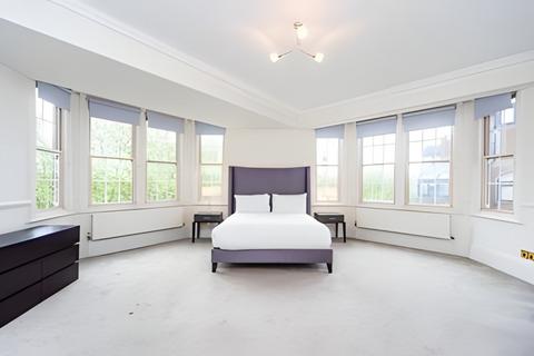 5 bedroom apartment to rent, Strathmore Court, St John's Wood, NW8