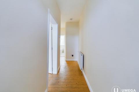 2 bedroom flat to rent, Alderbank Terrace, Shandon, Edinburgh, EH11